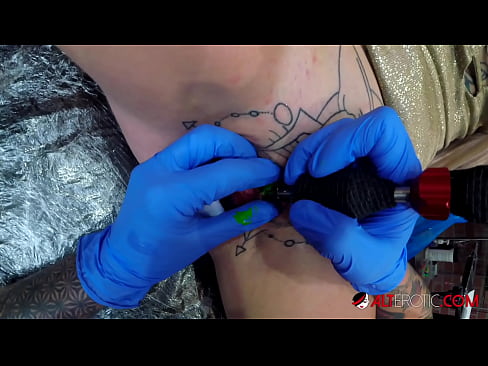 ❤️ An hottie thar a bheith tattooed Sully Savage fuair tattoo ar a clitoris ️ Porn ardchaighdeáin ag ga.seecamsus.top ❌️❤